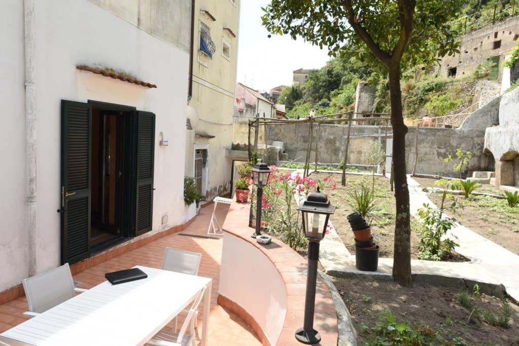 Casa Annali - House And Garden By The Amalfi Coast Villa Maiori Kültér fotó